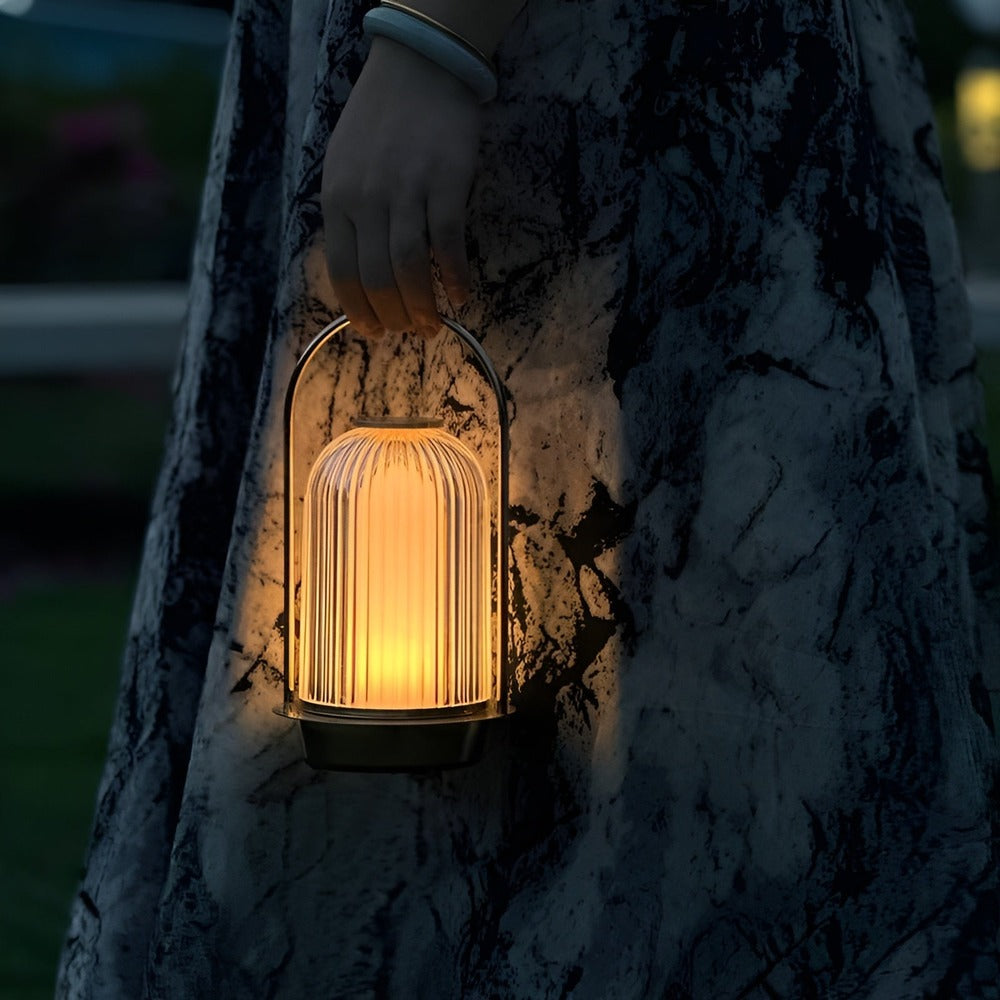 IllumiFlex Bärbar Bordslampa i Akryl - Lampa för cCamping - Lampa med Touch Kontroll