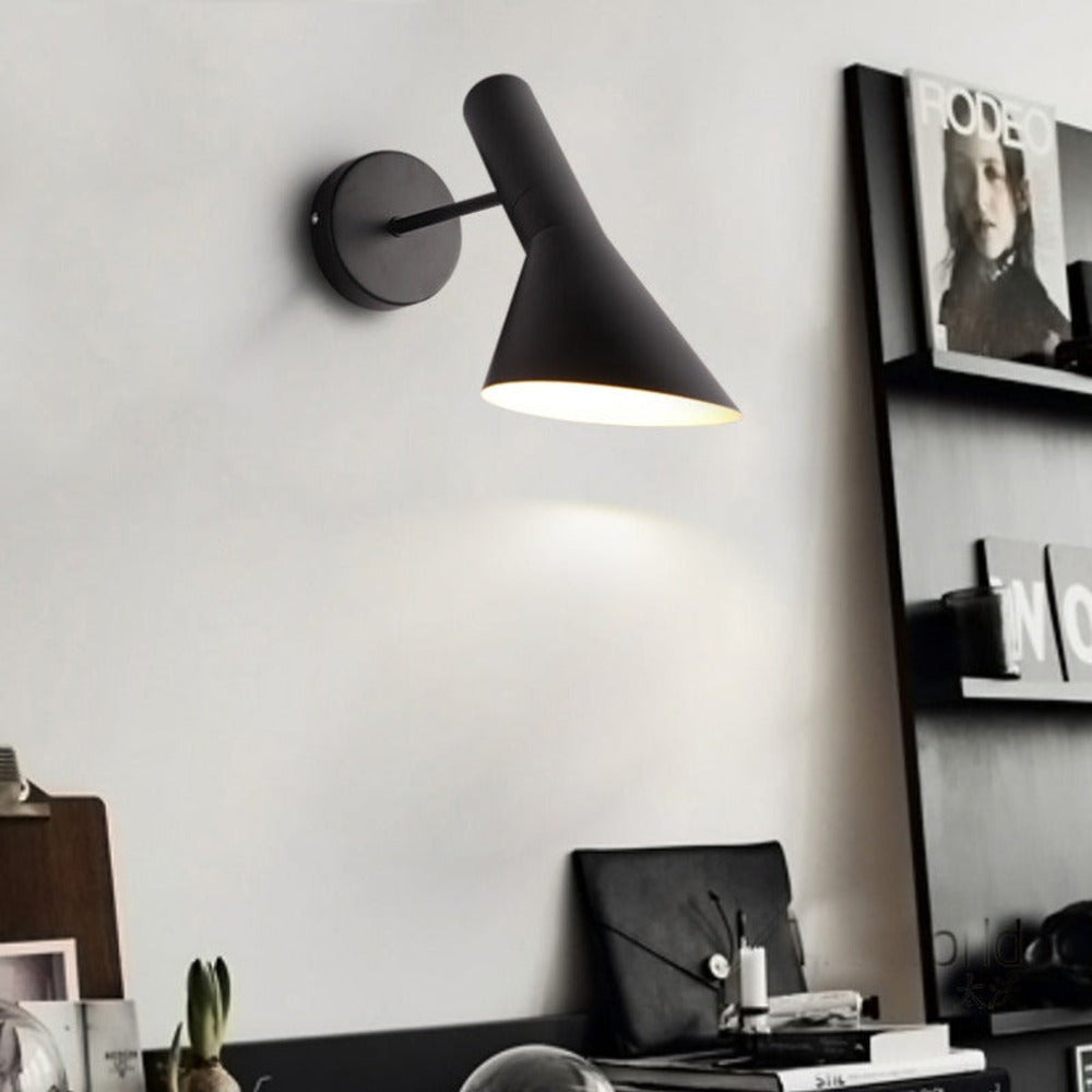 Justerbar Svart LED Vägglampa för Moderna Boende- och Matutrymmen