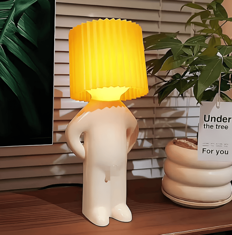 Lil'Lad bordslampa - Kreativ Liten Blyg Pojke LED-Lampa