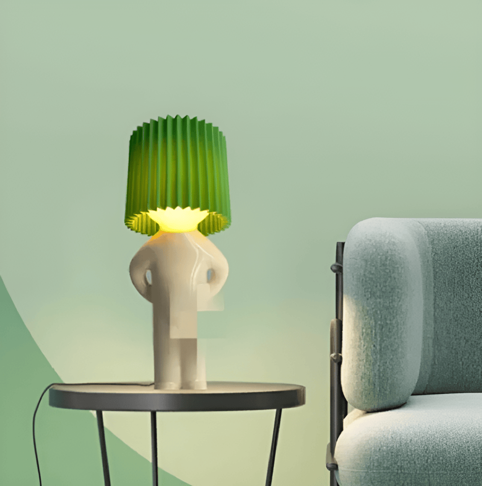 Lil'Lad bordslampa - Kreativ Liten Blyg Pojke LED-Lampa