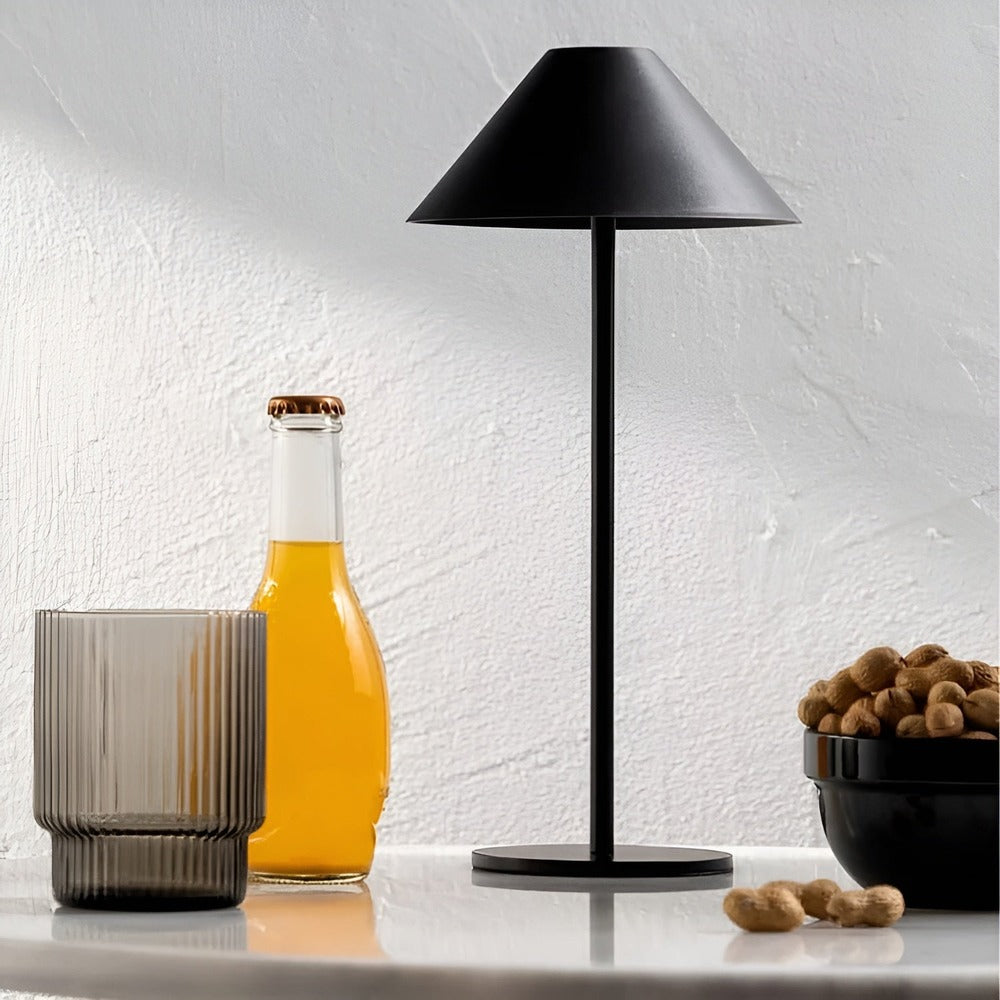 LumiLuxe - Dimbar Nordic Cone LED-bordslampa med Touchkontroll