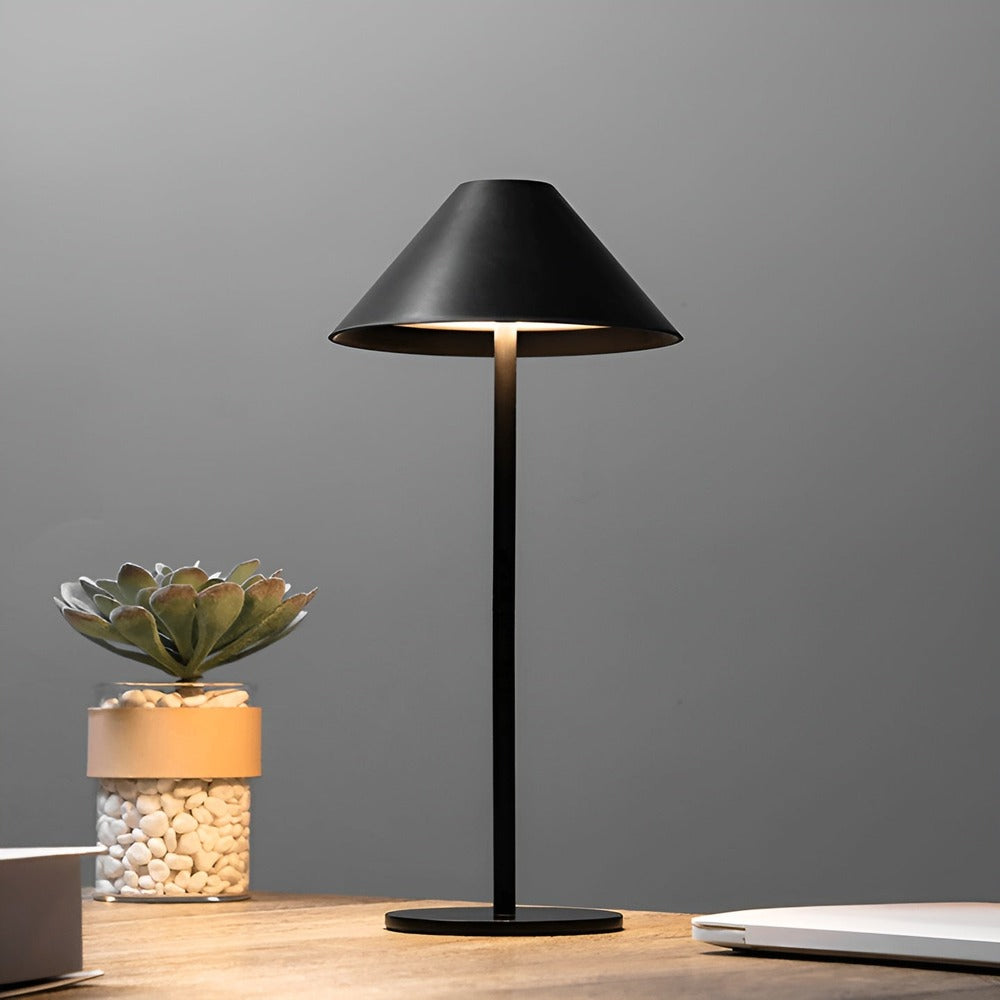 LumiLuxe - Dimbar Nordic Cone LED-bordslampa med Touchkontroll