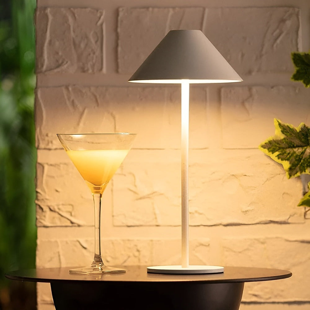LumiLuxe - Dimbar Nordic Cone LED-bordslampa med Touchkontroll