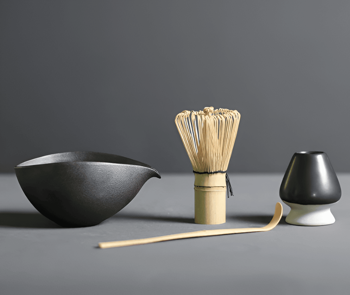 Matcha-set i keramik och bambu – 4 delar – japanskt te-set med tillbehör