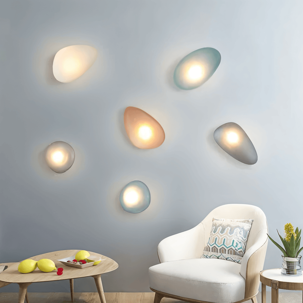 PebbleHue WallLight - Lysande LED-Vägglampa av Glas i Nordisk Stil