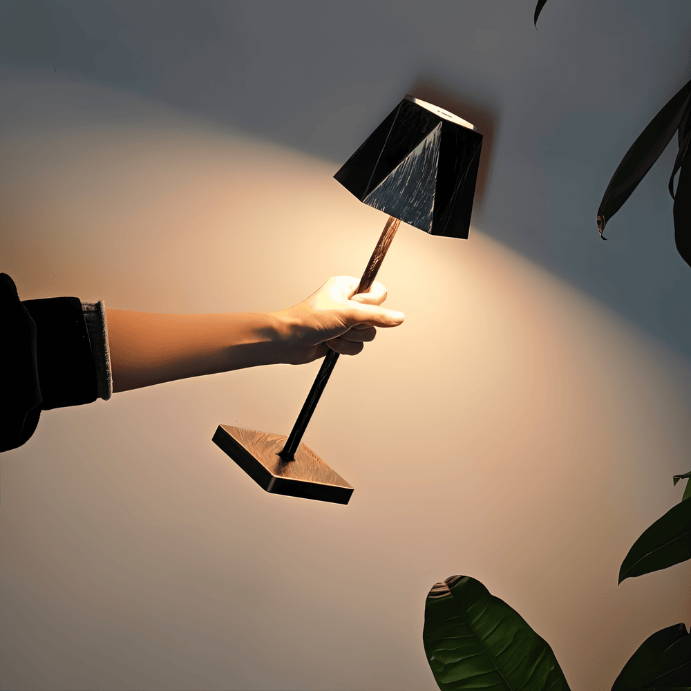 PolyLamp - Portabel Hexagonal LED-Bordslampa - Vattentät och Uppladdningsbar