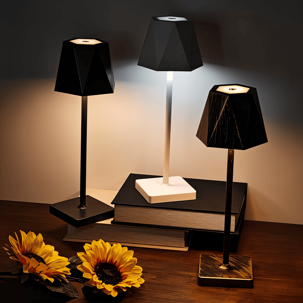 PolyLamp - Portabel Hexagonal LED-Bordslampa - Vattentät och Uppladdningsbar