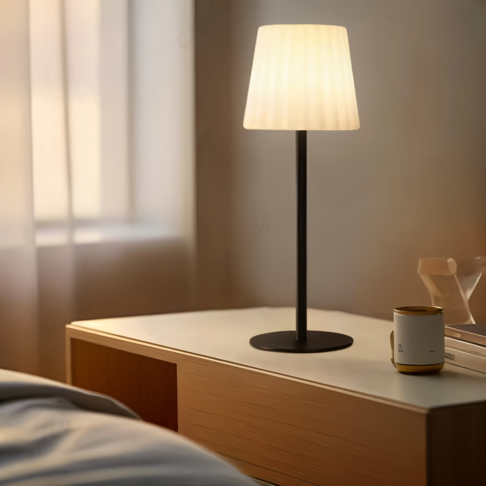 RibbeGlo Bordslampa - Kompakt & Robust LED Nattljus med Fjärrkontroll