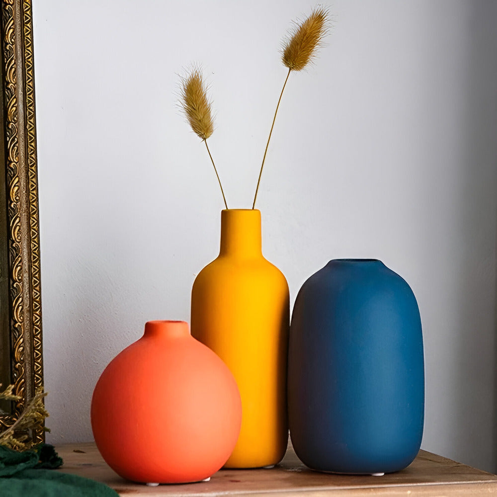 Skandinavisk Keramikvas i Minimalistisk stil | Elegant Dekoration för Ditt Hem