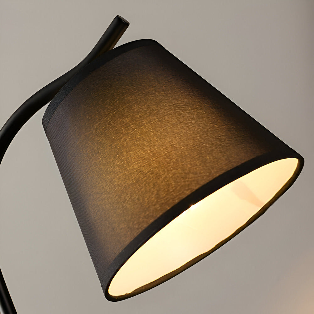 Skandinavisk Vintage Bordslampa i Industriell Stil