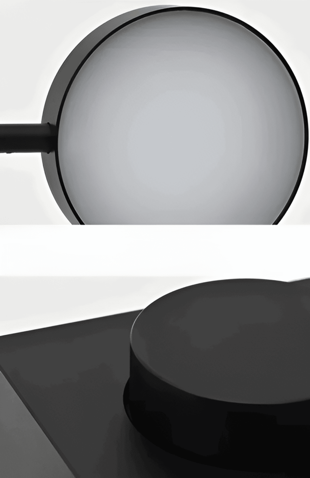 Skrivbordslampa i Aluminium - Dimbar LED-Lampa med Böjd Design