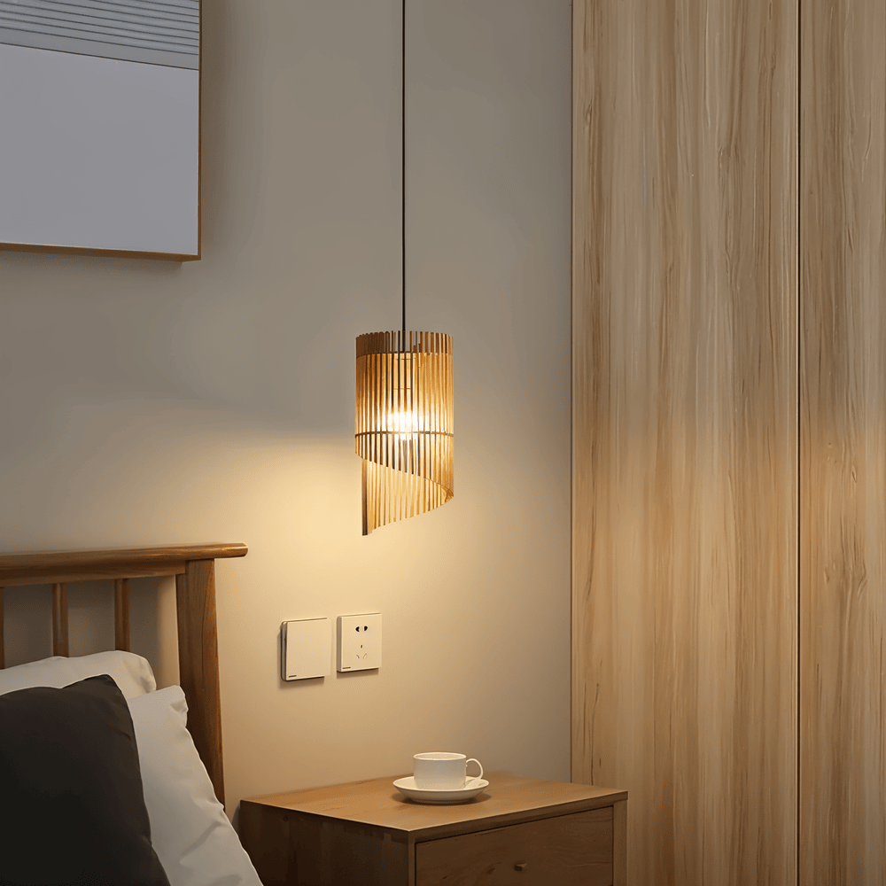 SpiraWood Taklampa - Konstnärlig Cylindrisk Lampa i Trä