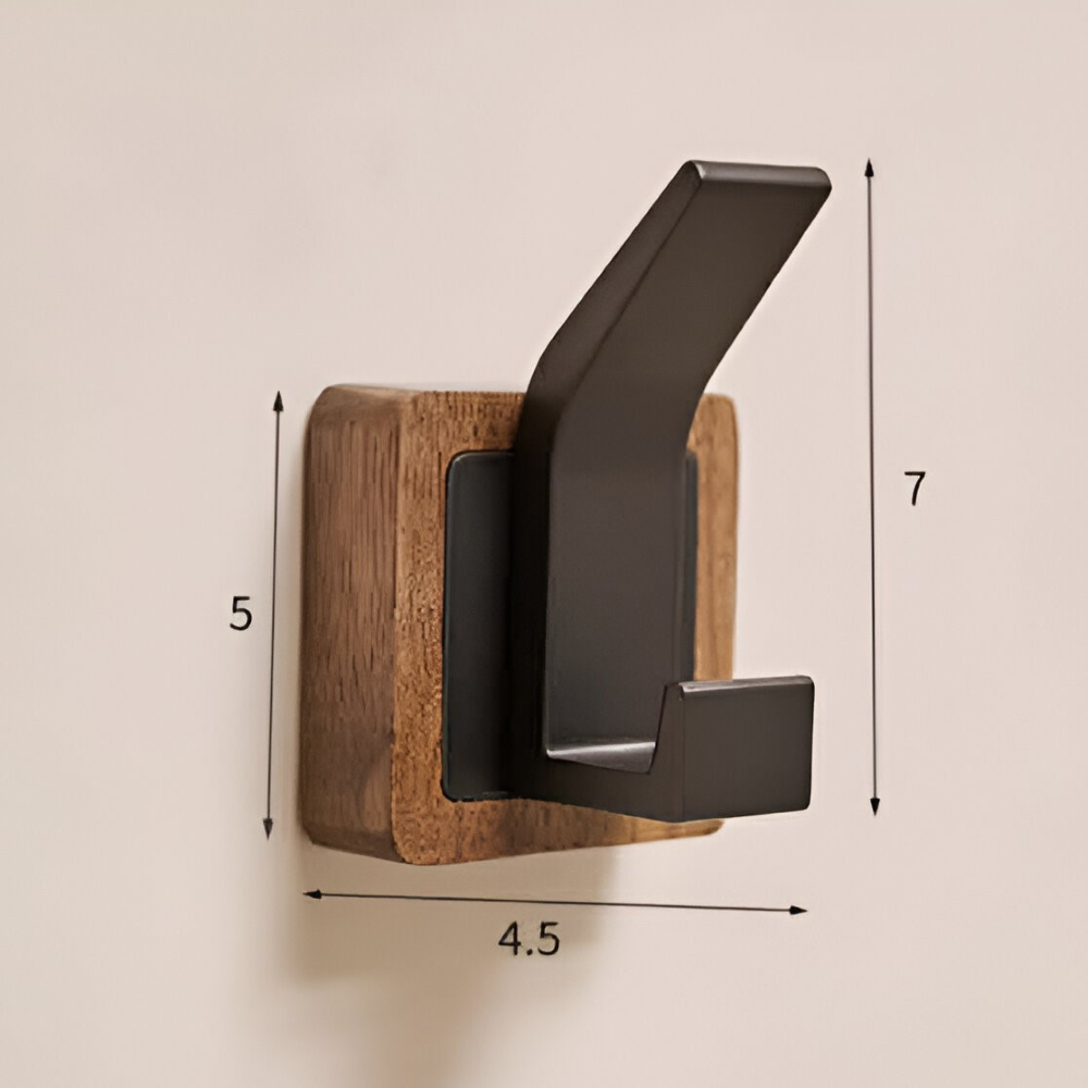 Stiliga Vägggarderober i Valnöt med Mångsidiga Krokar för Effektiv Bostadsorganisation i Varje Rum