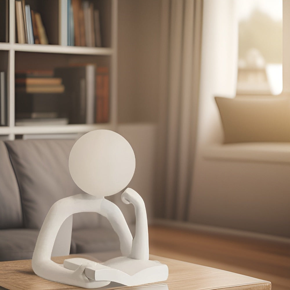 Thinker Moon - Estetisk Månskulptur med Tänkande Nattlampa