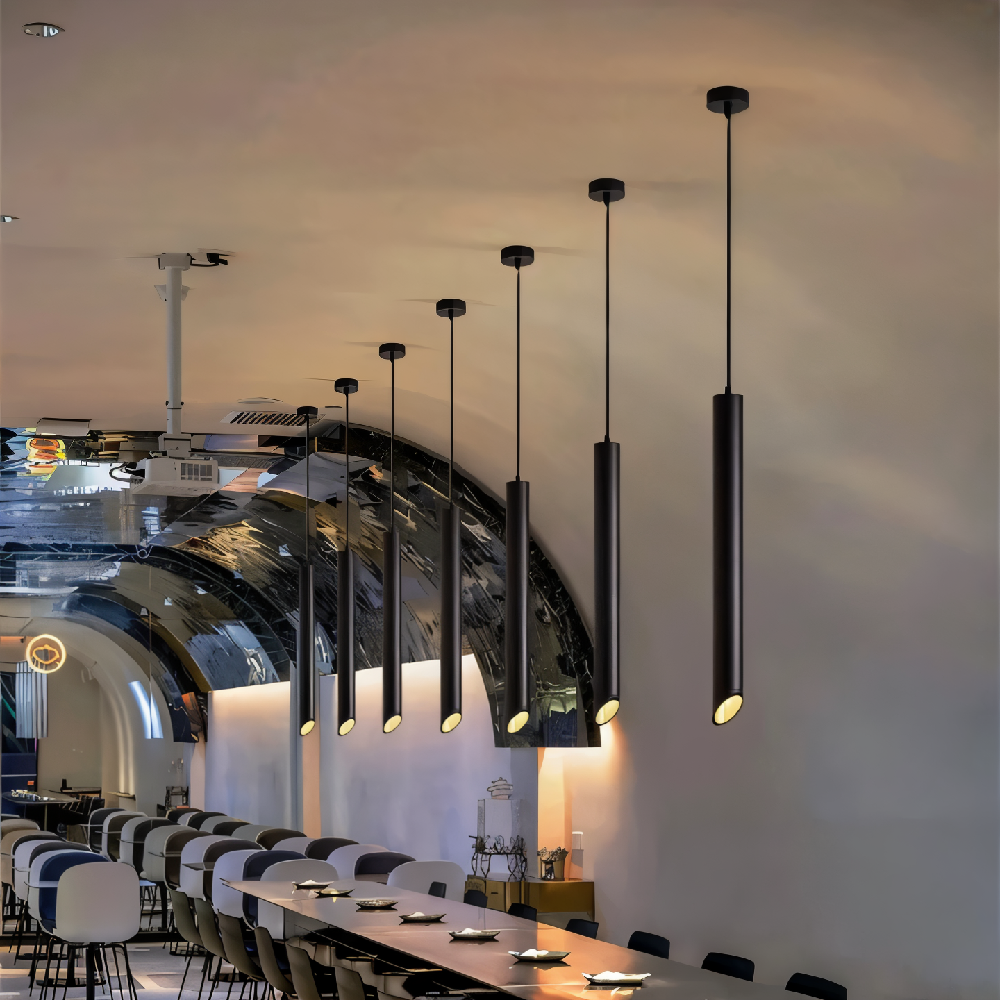 Uniqlux Tube Taklampa - Modern LED-Pendellampa i Svart/Vit Aluminium