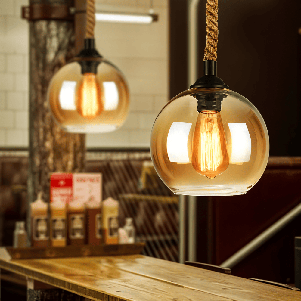 Rustik OrbLight - Pendellampa med Glasboll i Rep - Vintage Hängande Lampa