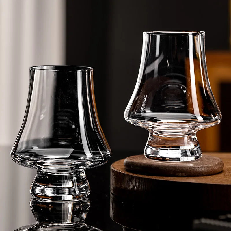 Whiskyglasen presenterade som ett komplett set
