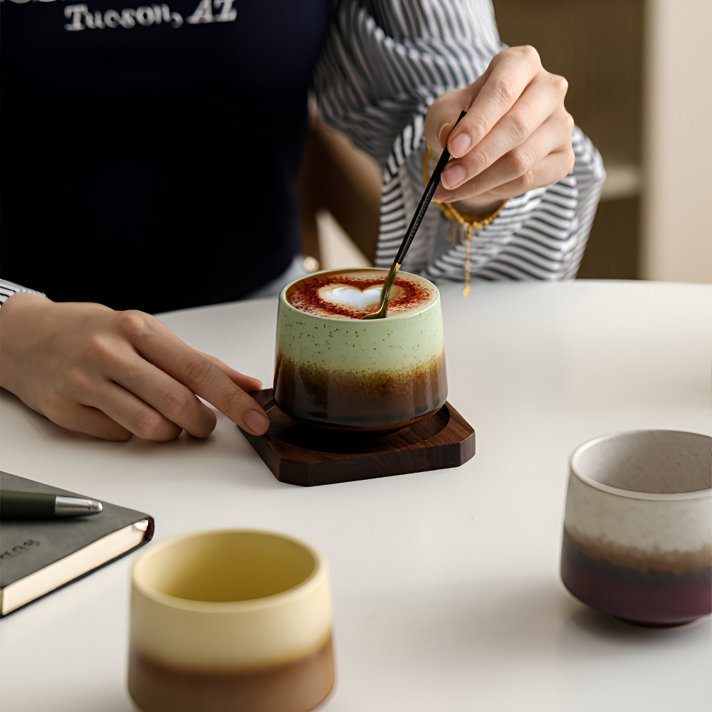 Set med 4 Keramiska Kaffekoppar med Färgövergång – 200 ml Matta Espressokoppar, Värmetåliga