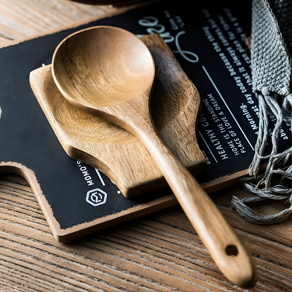 Köksredskapsset i Teakträ – 9 delar med Hållare och Skedstöd – Matlagningsskedar och Spatlar