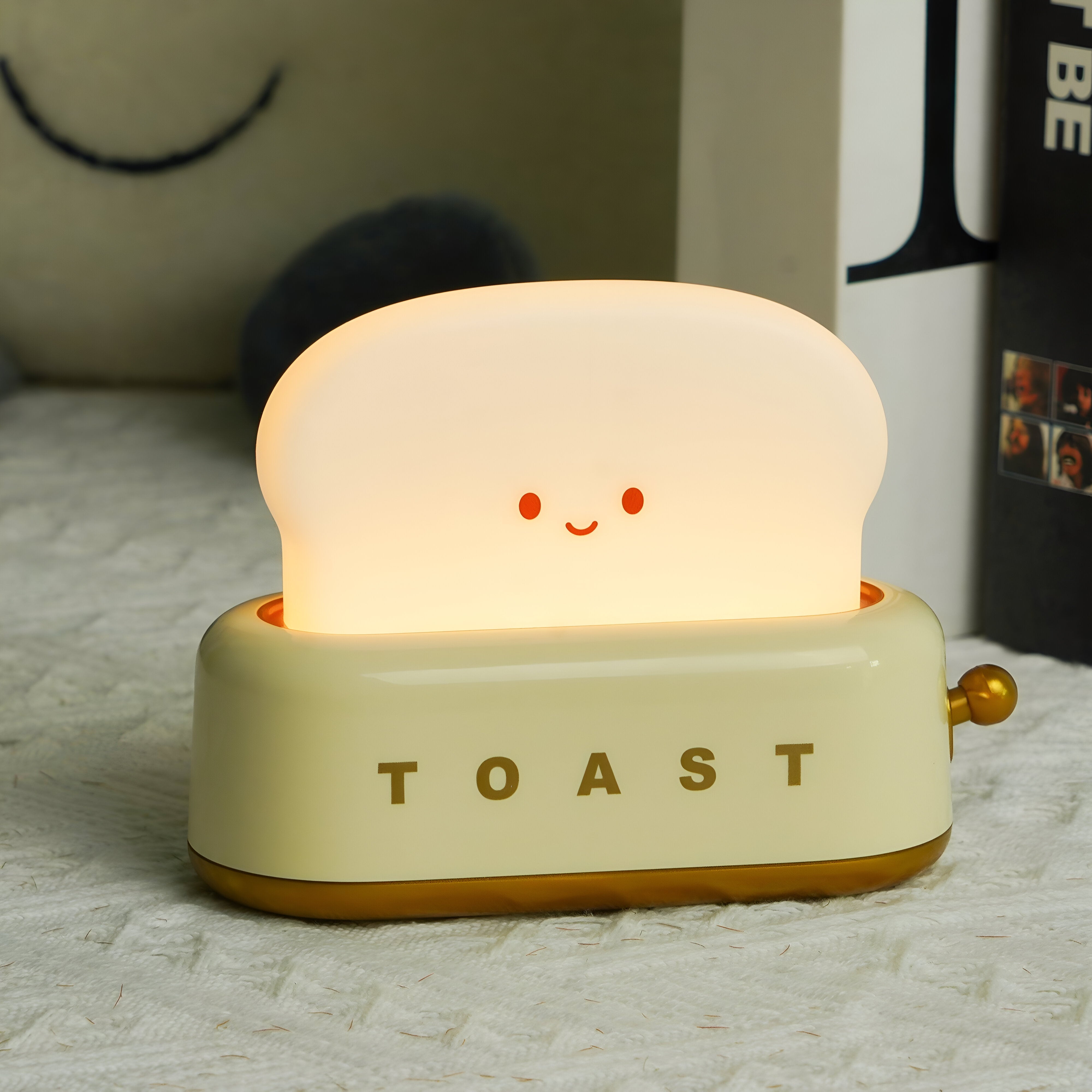 TinyToast Bordslampa - Bärbar Brödrost Nattlampa - Dimbar LED-lampa