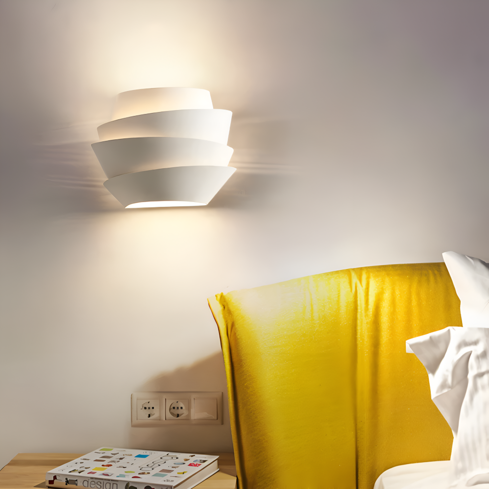 UniqGleam Vägglampa - Geometrisk Vägglampa i Metall - Dekorativa Vägglampor LED Inomhus