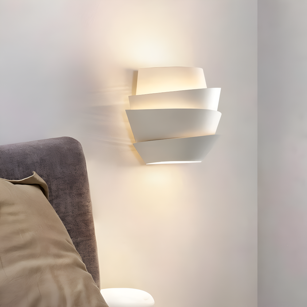 UniqGleam Vägglampa - Geometrisk Vägglampa i Metall - Dekorativa Vägglampor LED Inomhus