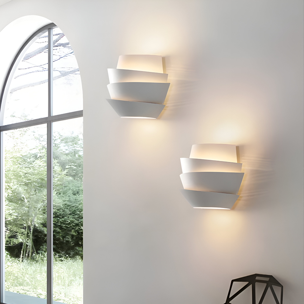 UniqGleam Vägglampa - Geometrisk Vägglampa i Metall - Dekorativa Vägglampor LED Inomhus