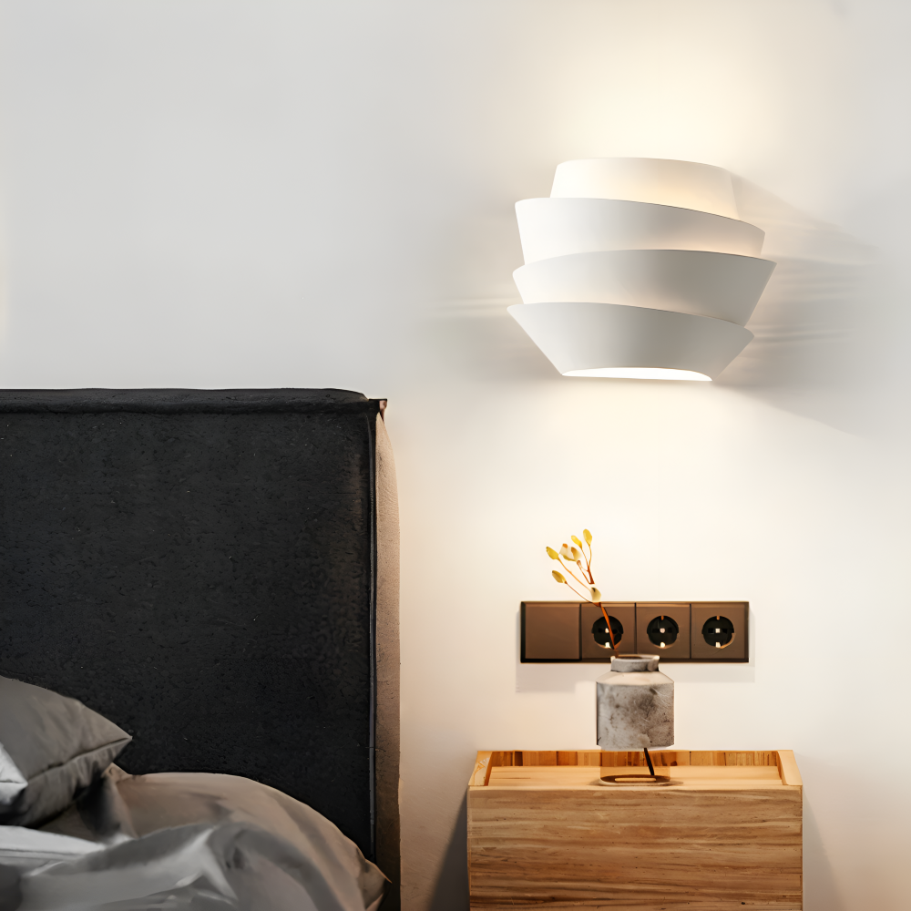 UniqGleam Vägglampa - Geometrisk Vägglampa i Metall - Dekorativa Vägglampor LED Inomhus