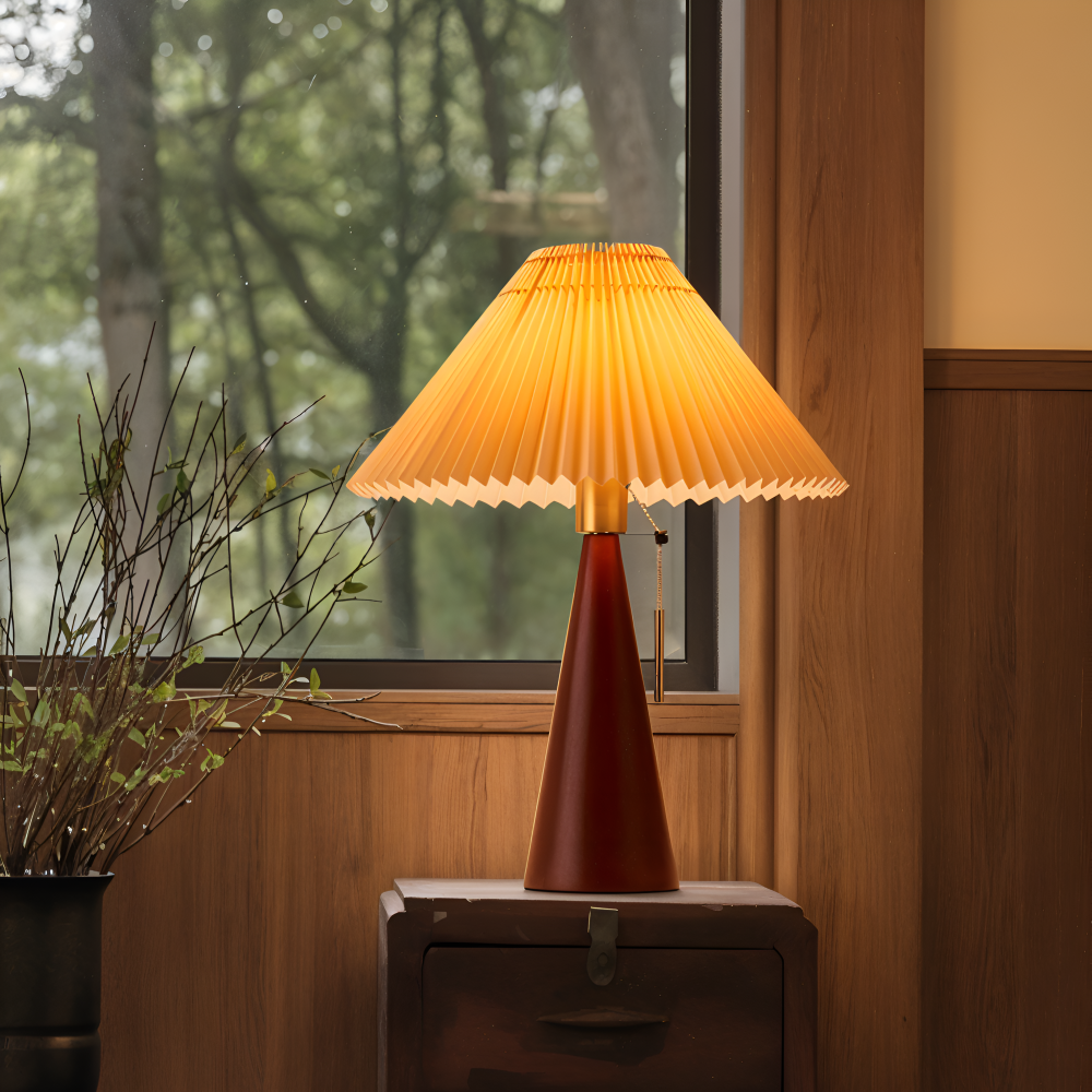 Vintage Bordslampa - Plisserad Bordslampa med Träfot
