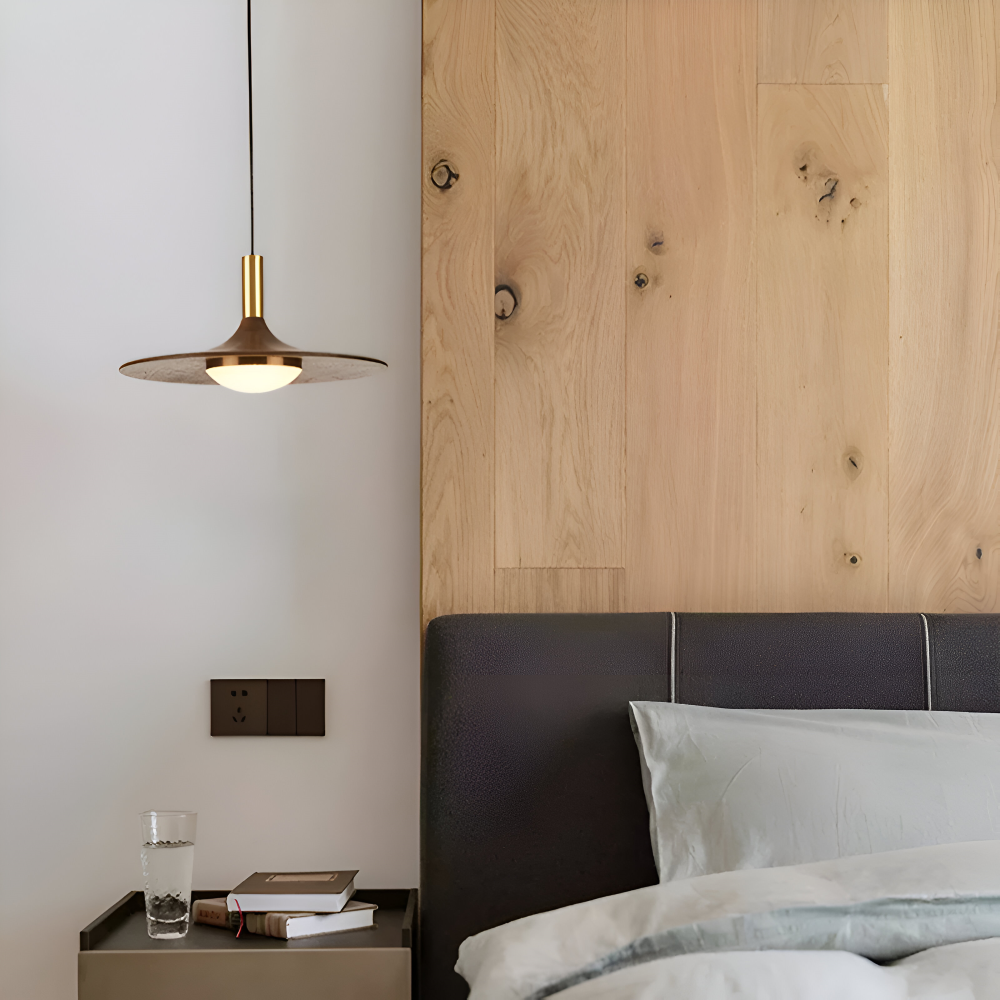 Valnöt Pendellampa - Runda Trähänglampor - Nordisk LED Lampa