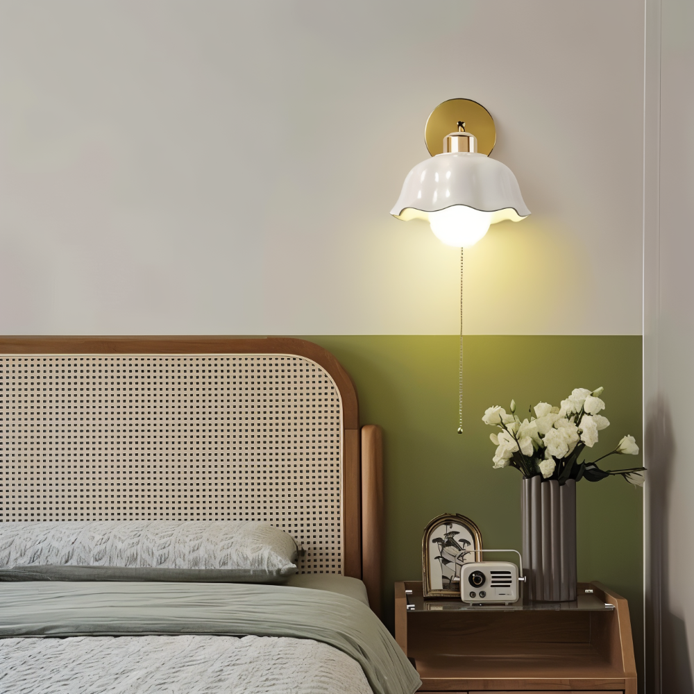 Vit Bloom Vägglampa - Klassisk Fransk Nattduksbord Vägglampa - Blomdesign Vägglampa - Inomhus LED Vägglampor