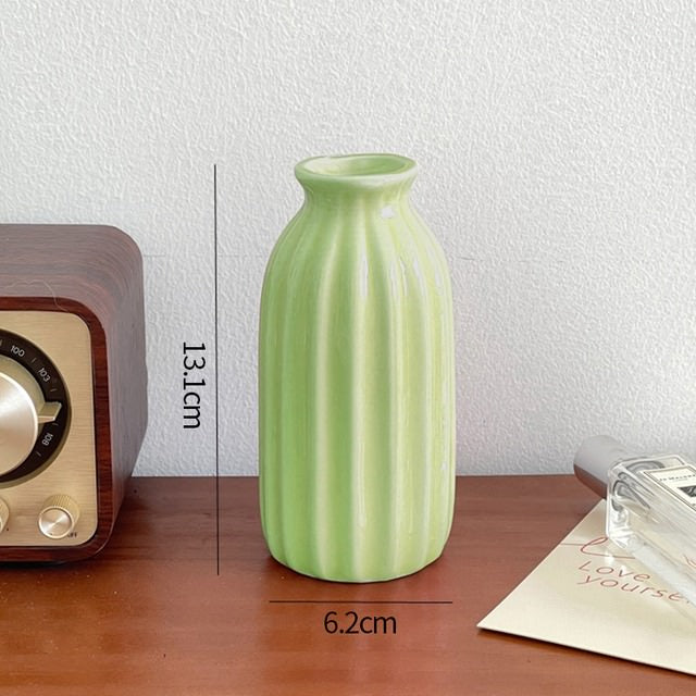 Keramiskt blomvas minimalistisk design
