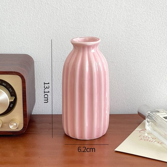 Keramiskt blomvas minimalistisk design