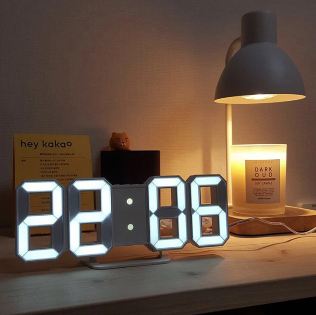 Smart digital väckarklocka med tydlig 3D-display