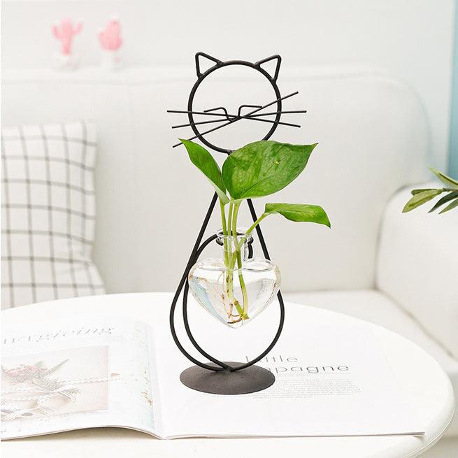 Kattformad blomkruka med hjärtformad vas för små växter